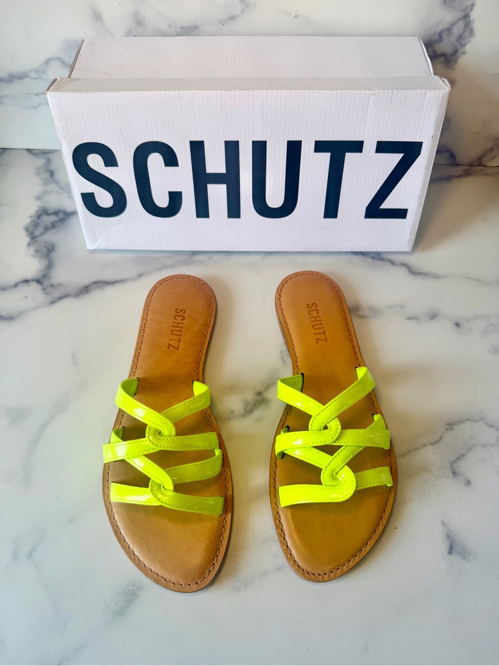 NEW IN BOX Schutz Lyta Neon Yellow Patent Leather Flat Sandals 7.5